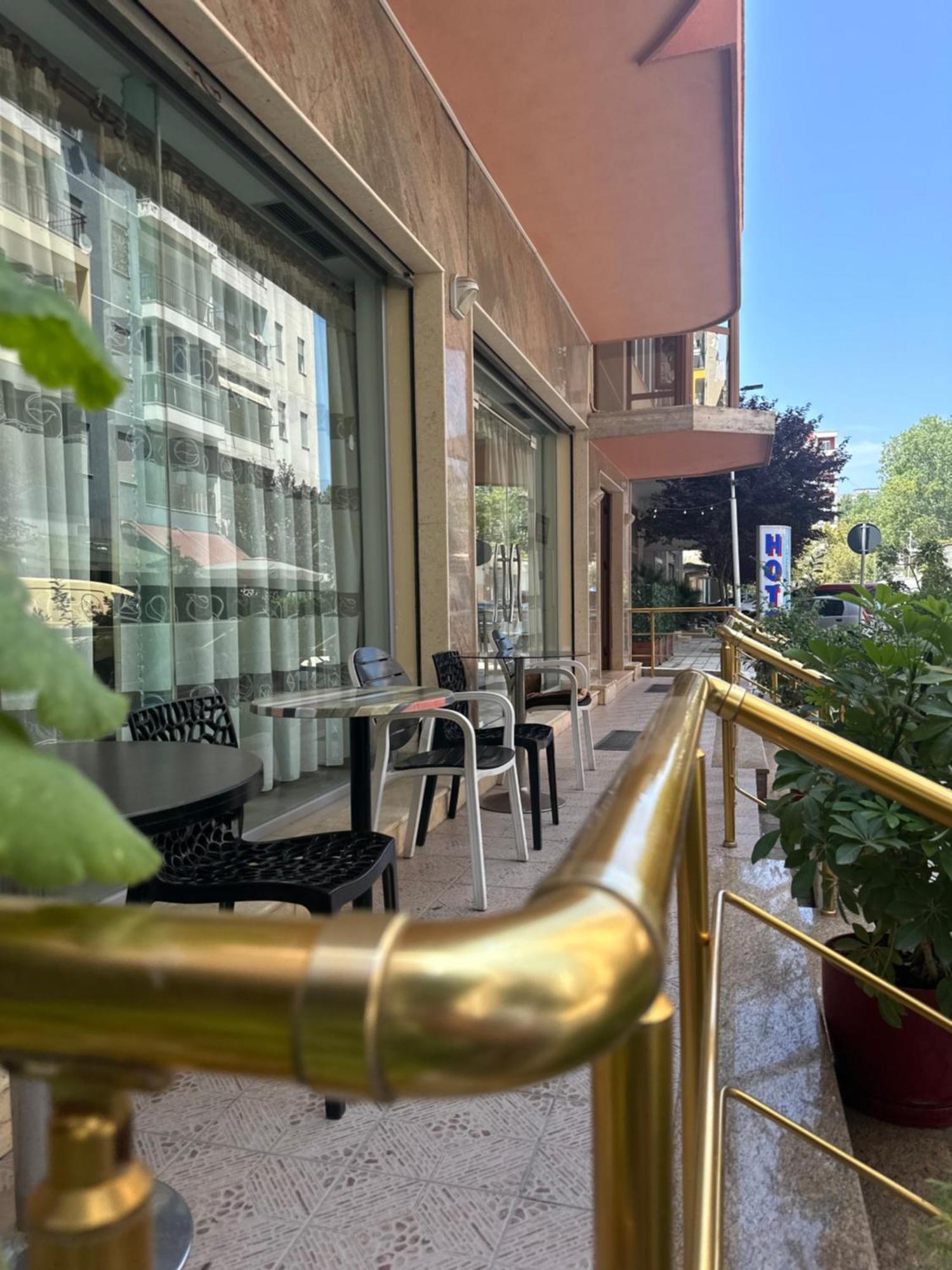 Hotel Edland Vlorë Exterior foto